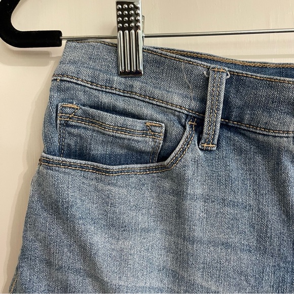 Jessica Simpson Women’s Size 4 Denim Blue Jean Shorts - Picture 5 of 11